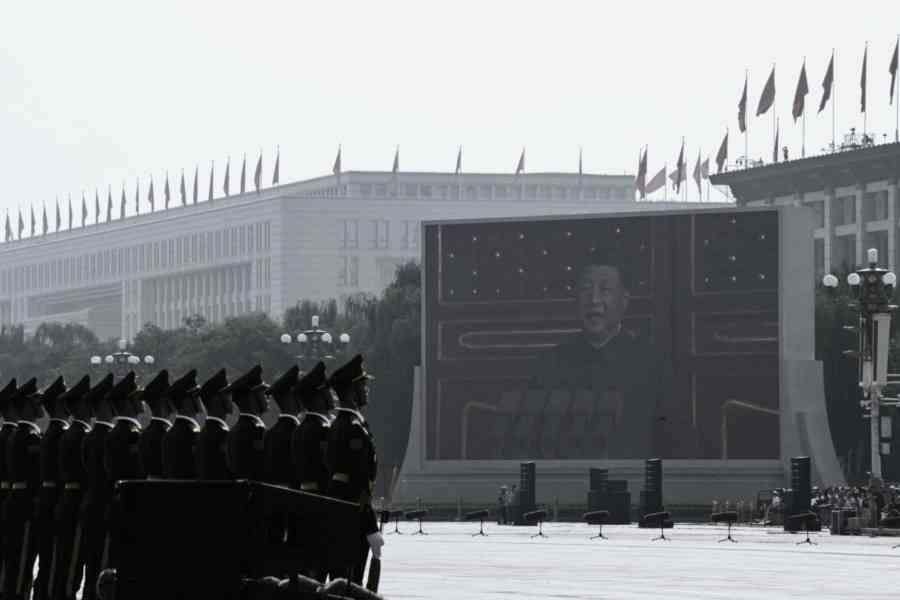 撣封塵：九三閱兵 「紅色戰旗」下的黑色謊言