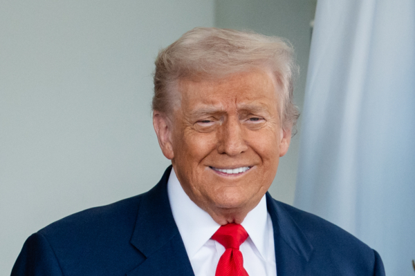 特朗普宣布美軍再次打擊販毒船 影片曝光