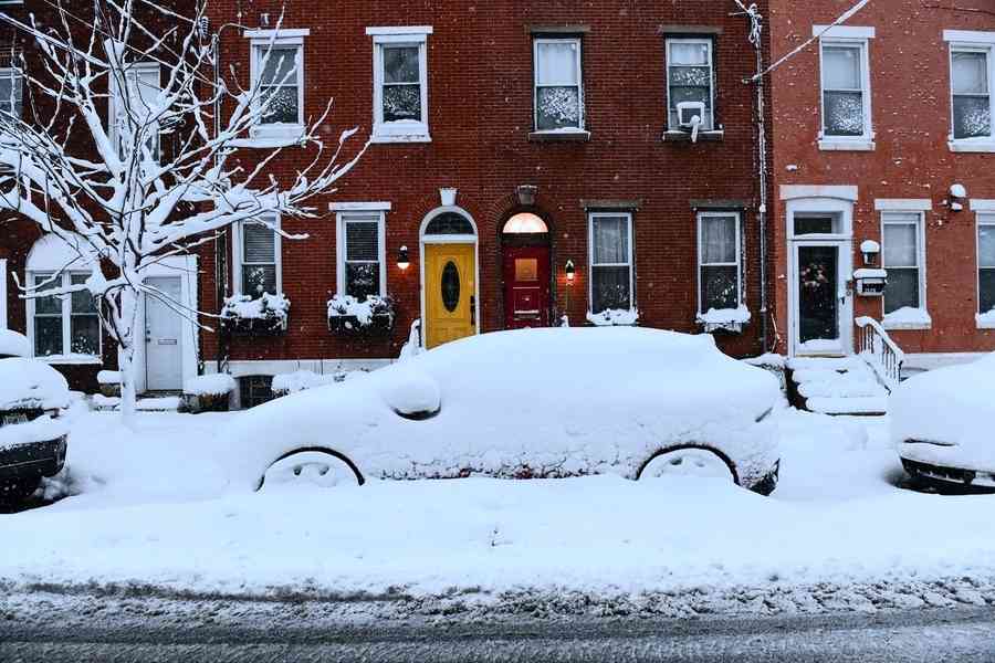 美東北強暴雪後交通逐步恢復 部份地區積雪量破紀錄