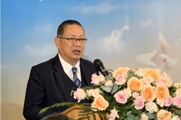 原上海企業家：李大師對人類做出巨大貢獻