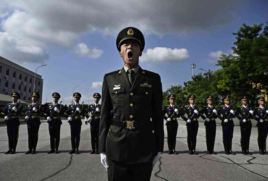 沈舟：中共閱兵宣傳反而自揭其醜