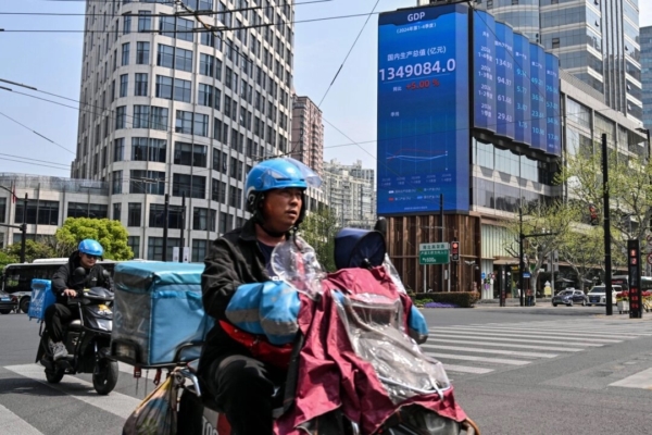 上海蕭條 從商圈關閉到五星酒店擺攤求生