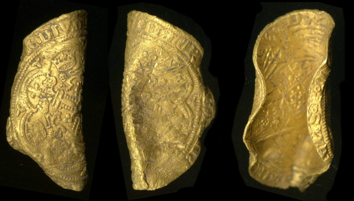 一名金屬探測員在英格蘭東部地區發現了兩枚極其稀有且價值不菲的金幣。（大英博物館/CC BY 4.0）