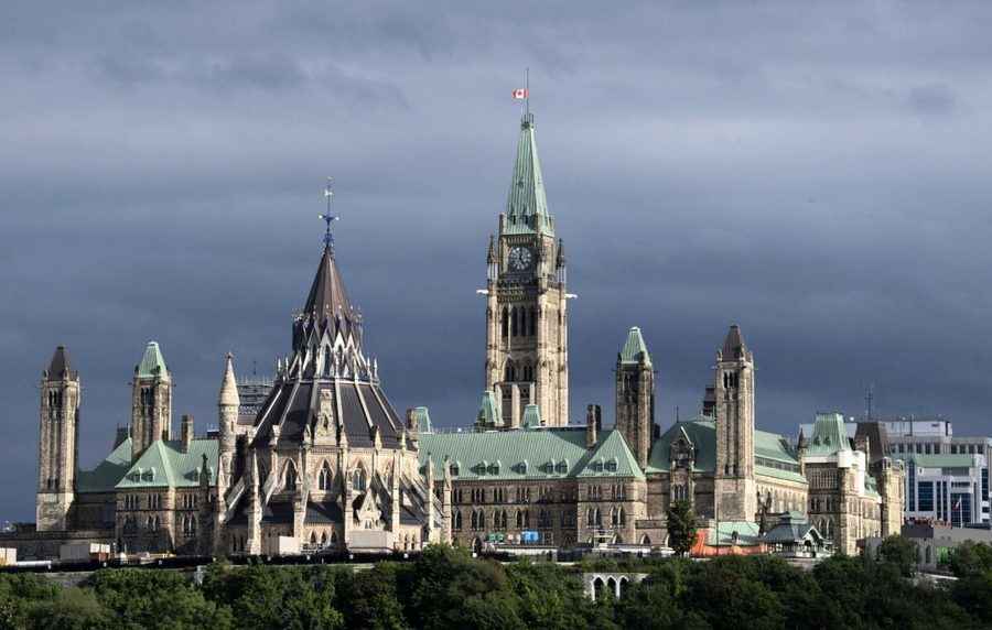 加拿大議員建議網絡平台對假信息傳播負責