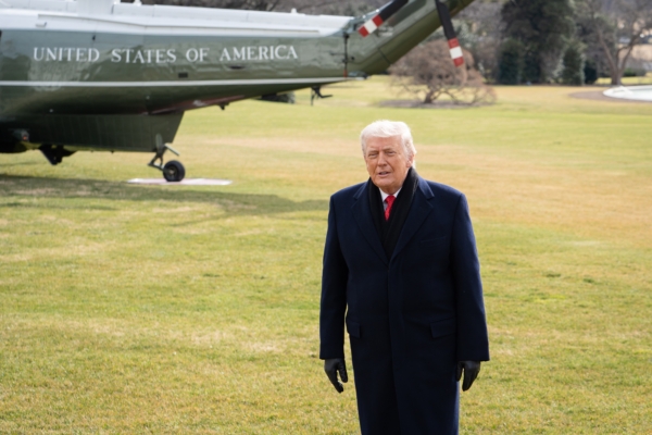 特朗普籲哈梅內伊下台：「是時候尋找新領導人」