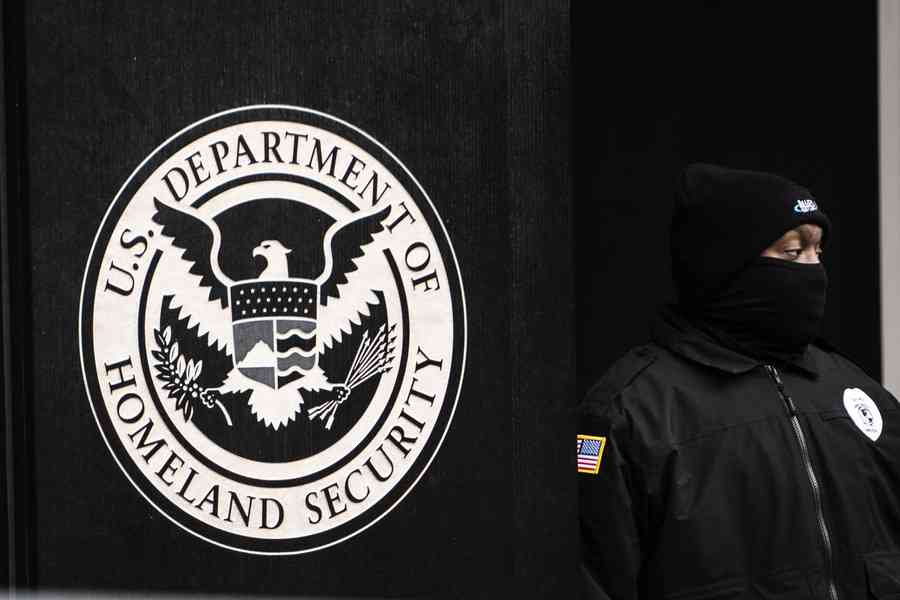 特朗普下令補發國土安全部全體員工7周欠薪