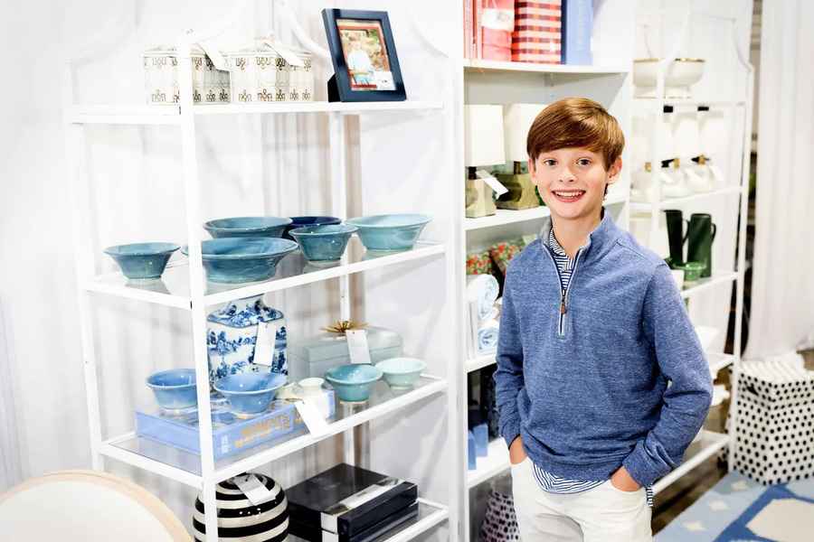 苦練陶藝多年 美12歲男孩創業賣陶瓷碗