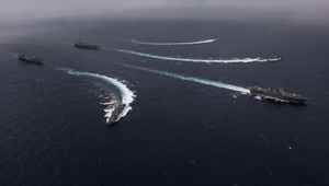 美國雙航母與日艦艇在菲律賓海域軍演（多圖）