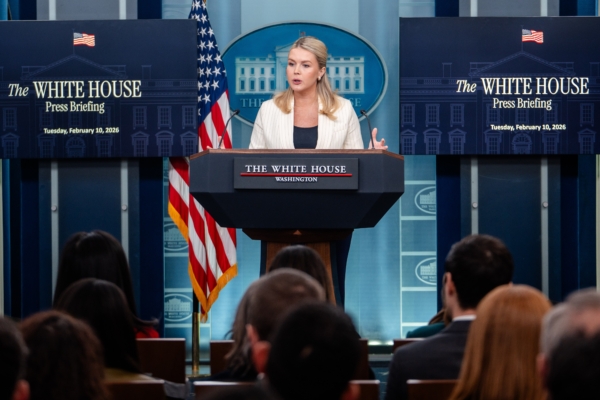 白宮：外交途徑始終是特朗普對伊朗的首選