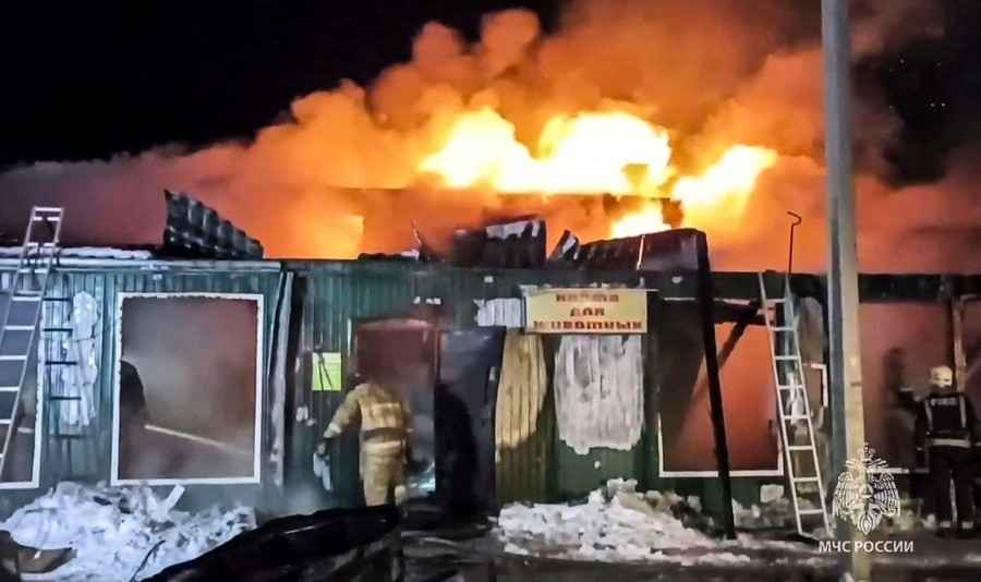 俄羅斯西伯利亞一建築起火 22人死