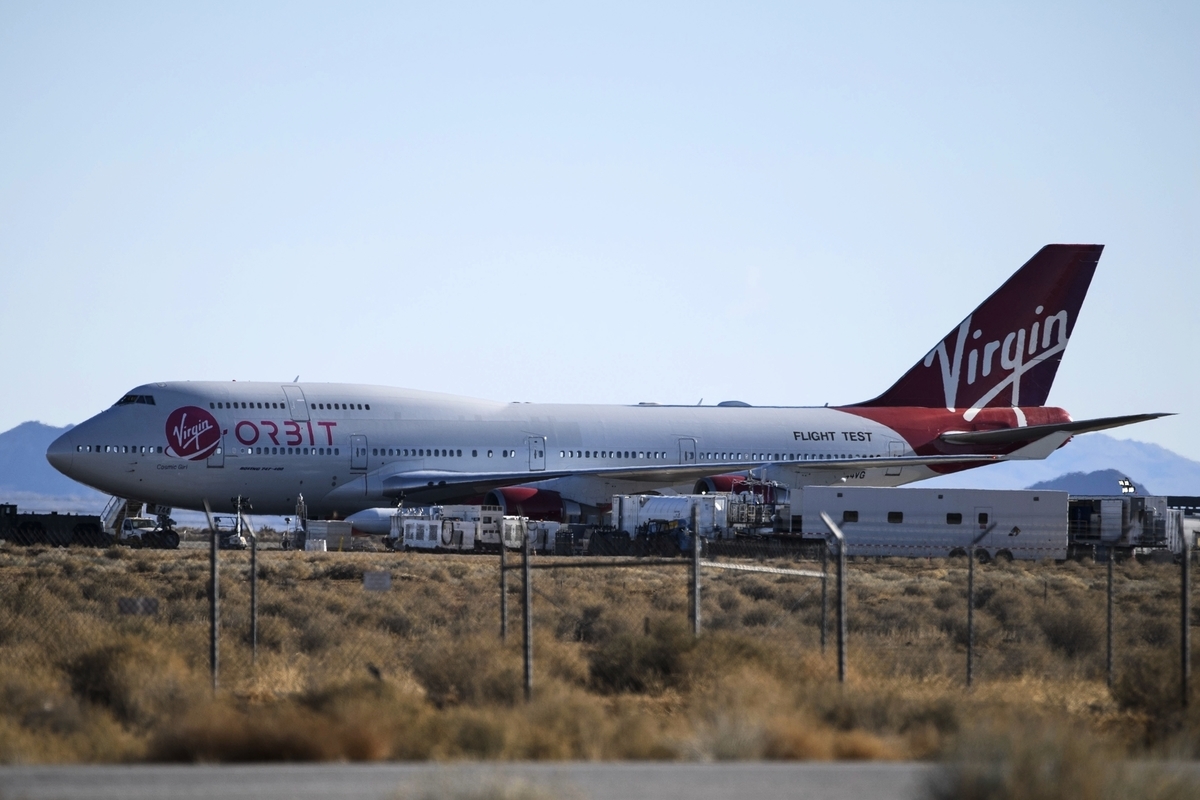 1月17日，維珍集團旗下的維珍軌道公司（Virgin Orbit）首次利用波音747飛機發射火箭，並成功將衛星送上軌道。（PATRICK T. FALLON/AFP via Getty Images）