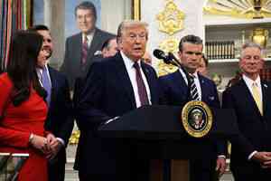 特朗普否認美軍將對委內瑞拉發動軍事打擊