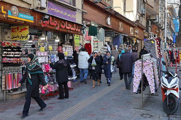 內部消息人士：伊朗願與美國談判因害怕民變