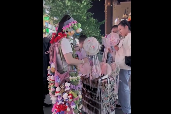暑期「窮遊」盛行 大陸民宿酒店價格暴跌