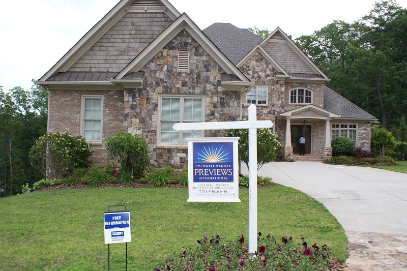 美國按揭利率飆升超過7% 房屋銷售下降