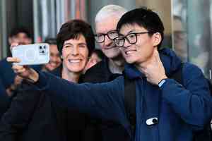 iPhone 17北京熱銷 國產手機用戶轉買蘋果機