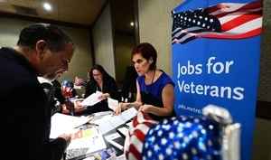 美國4月新增就業25.3萬 失業率降至3.4%