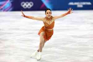 冬奧|加拿大花式溜冰名將電郵教授:因比賽申請延期交功課