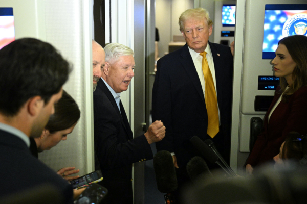 盟友若不配合 共和黨參議員籲特朗普撤美軍基地