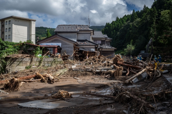 創紀錄暴雨襲日本中部 釀6死10失蹤（多圖）