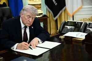 白宮官員：復活節周末 特朗普馬拉松式工作