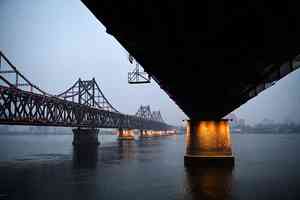 特朗普訪華前 王毅訪朝被指急於穩住「緩衝牌」