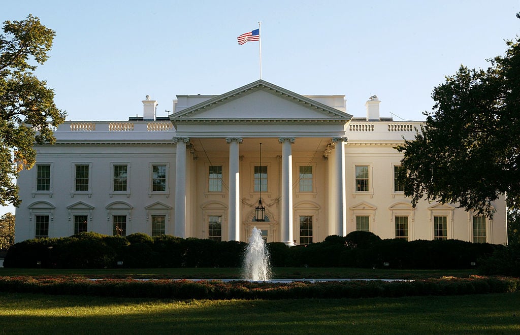 圖為2003年10月2日拍攝的白宮外景。（Alex Wong/Getty Images）