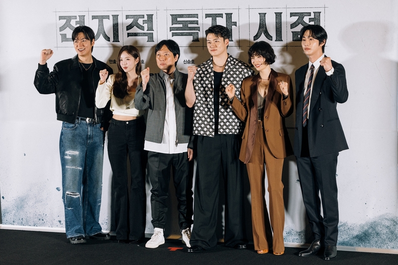 李敏鎬、安孝燮出席《全知讀者視角》試映會