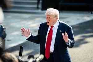 特朗普批評就業報告數據 解僱勞工統計局長
