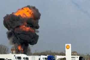 法國飛行表演隊兩機相撞 3飛行員彈射逃生