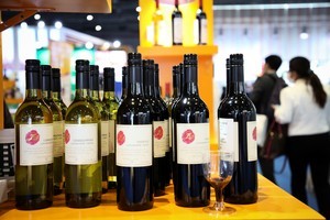 中共天價關稅報復後 澳葡萄酒出口香港激增