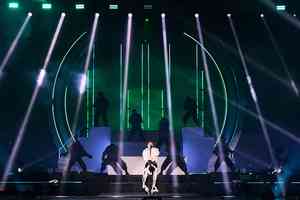 NCT泰容首爾場個唱 公開五首未發表新曲