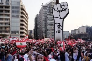 黎巴嫩全民反貪污要求政改 總理被迫辭職