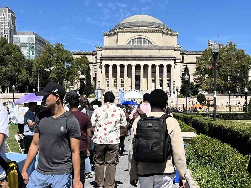 美國哥倫比亞大學開學日 中國留學生簽證困境引關注