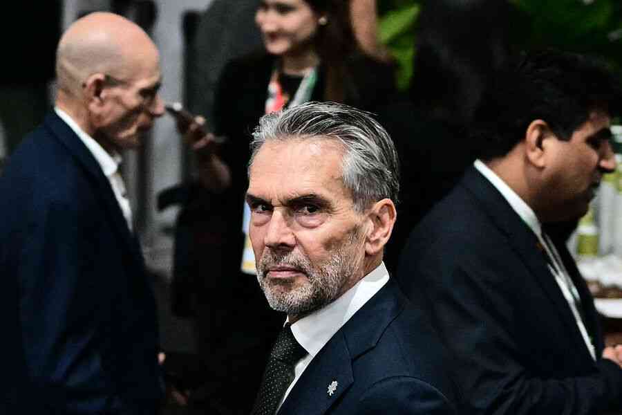 荷蘭首相：對安世CEO張學政的法院程序仍有效