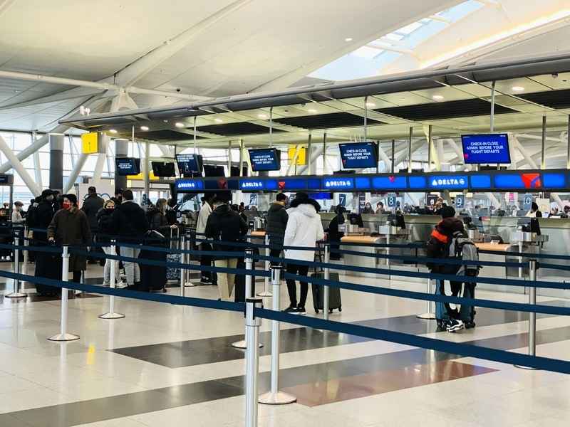 白宮要求削減監管資金 增加航空鐵路安全預算