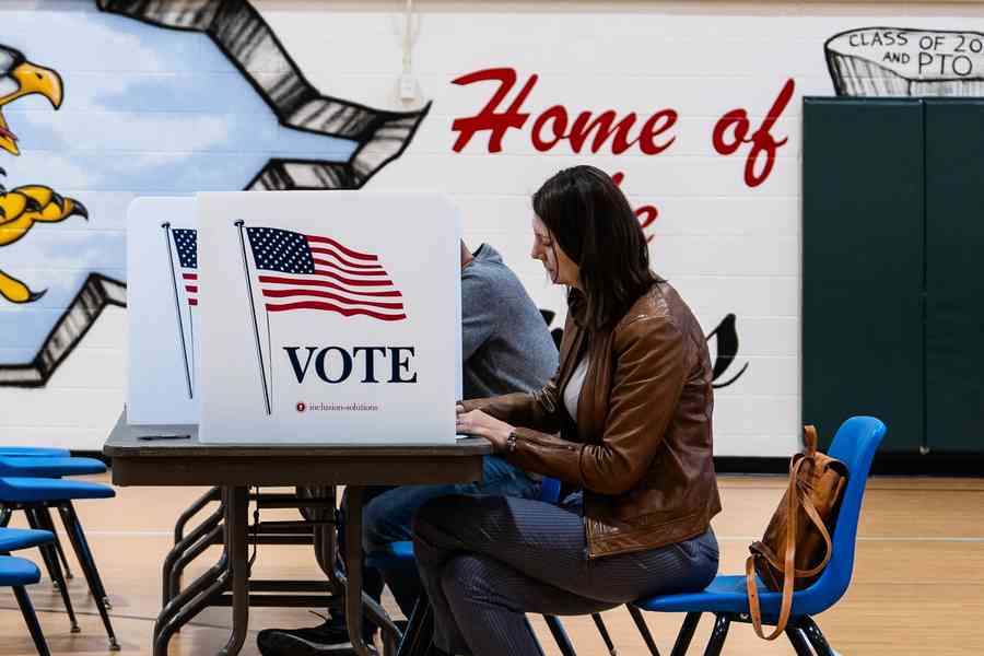 美國司法副部長支持派駐ICE往投票站