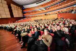 神韻轟動米蘭 奧運體操銀牌得主：完美無瑕
