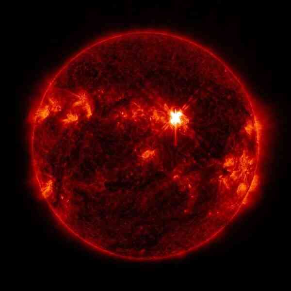 太陽連爆3次強耀斑 影響地球 美多地或現極光