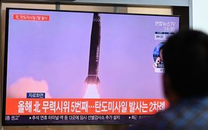 北韓再向日本海試射 疑為新式近程彈道導彈