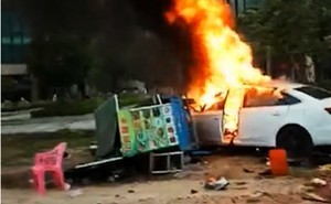 惠州一轎車撞路邊攤檔後起火 致6死13傷