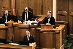 關注中共迫害法輪功 丹麥議會舉行專題答辯