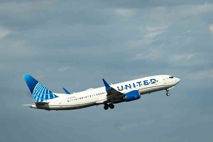 美航空局解除加勒比海空域限飛令 航班恢復