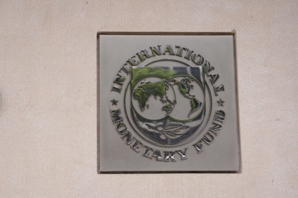 IMF調降中國經濟增長 籲降低對出口依賴