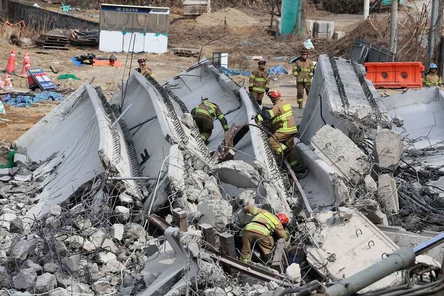 韓高速公路在建橋樑坍塌釀4死 含2中國人