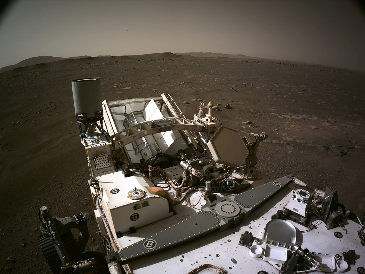 美國太空總署（NASA）的「毅力號」火星漫遊車已向地球送回大量圖片。2月24日，NASA發佈毅力號火星新家圖片。（Handout/NASA/JPL-CALTECH/AFP）