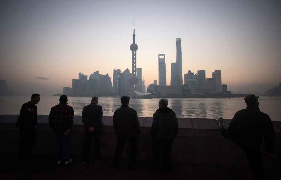 上海外灘熄燈 四川啟動最高級能源供應預警