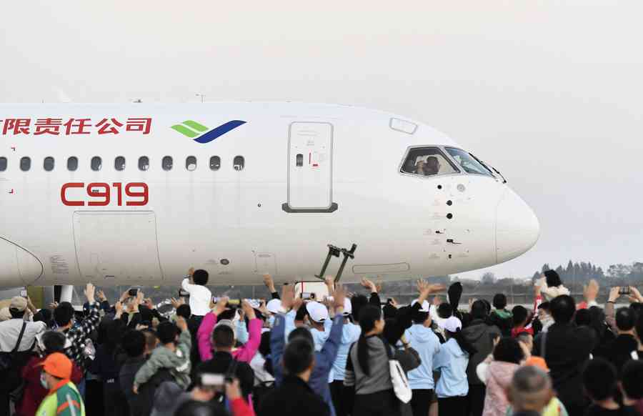 從「唐飛機」墜毀到C919 中國航空安全的鏡子