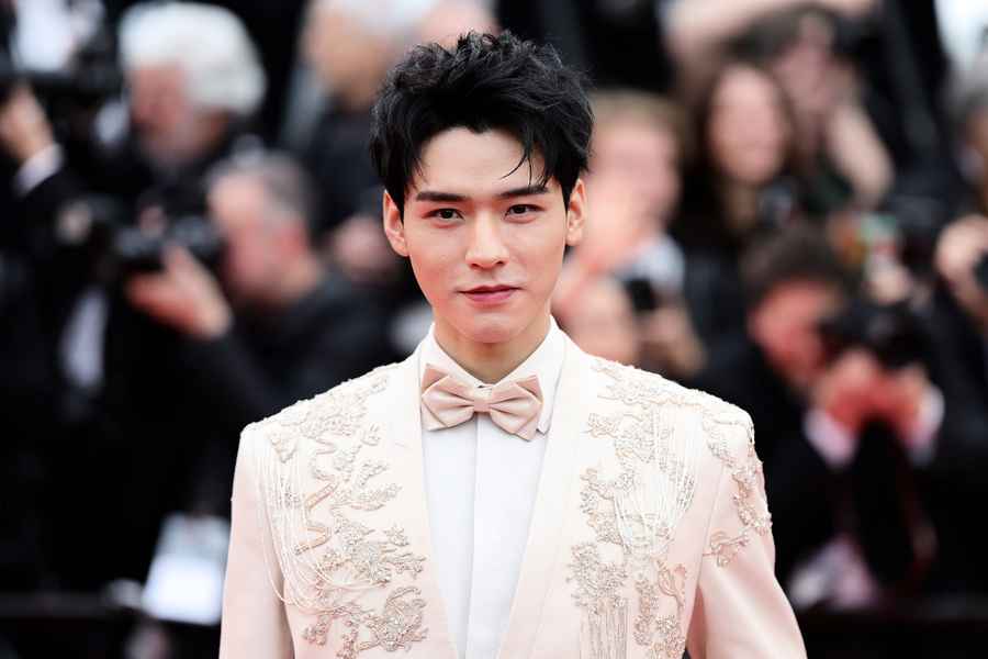 大陸男星龔俊海外錄節目受傷 工作室挨批