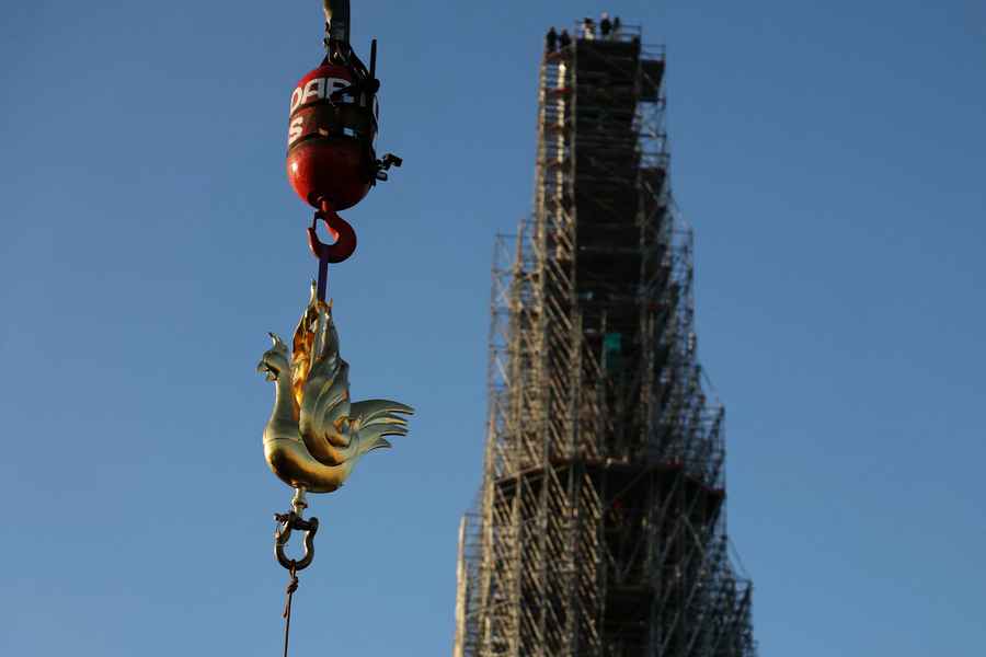 「金雞」歸位 巴黎聖母院翻修進入最後階段